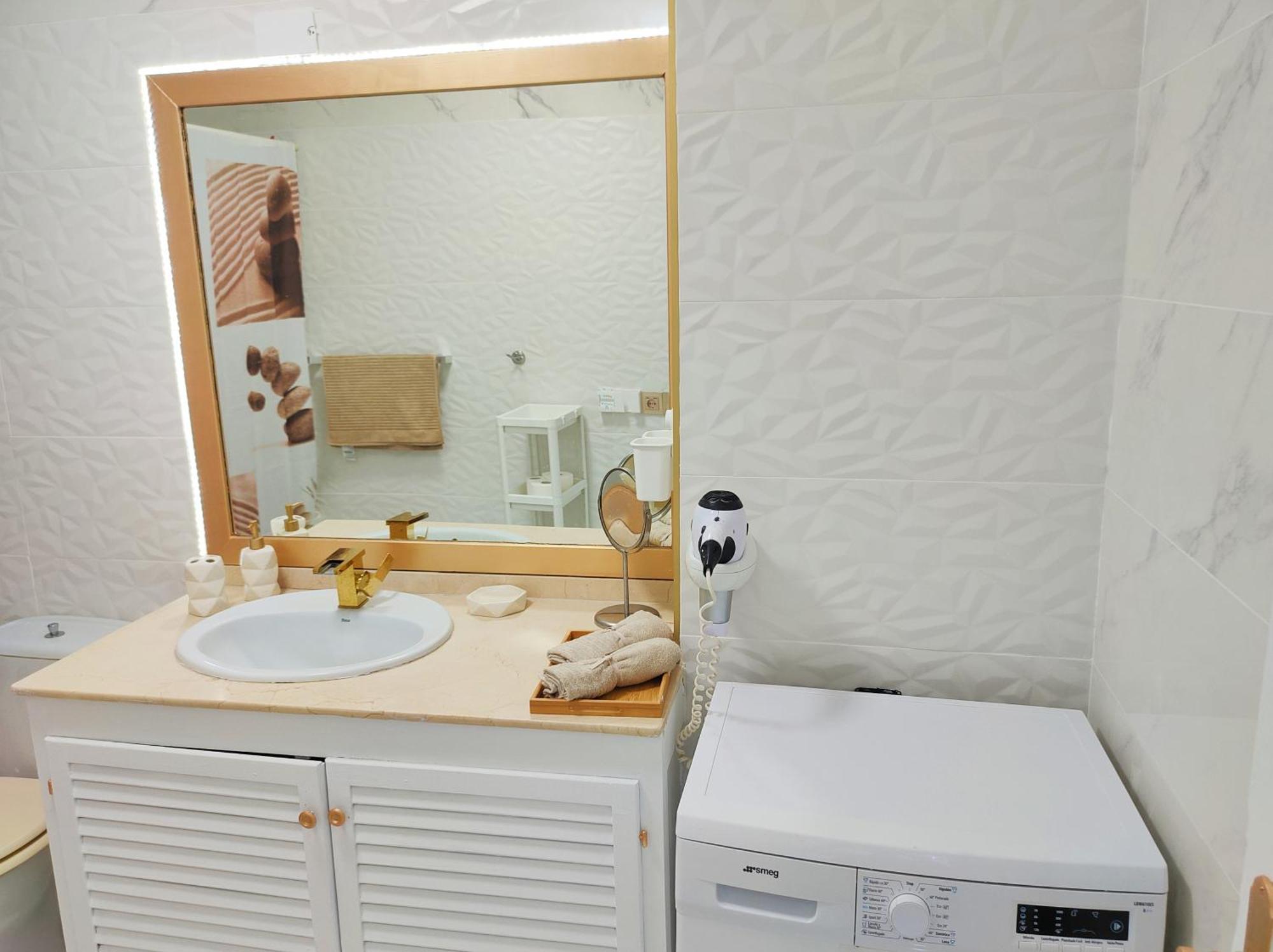 Lovely Apartment Top Views, Heated Pool, Great Location San Miguel de Abona Exteriör bild